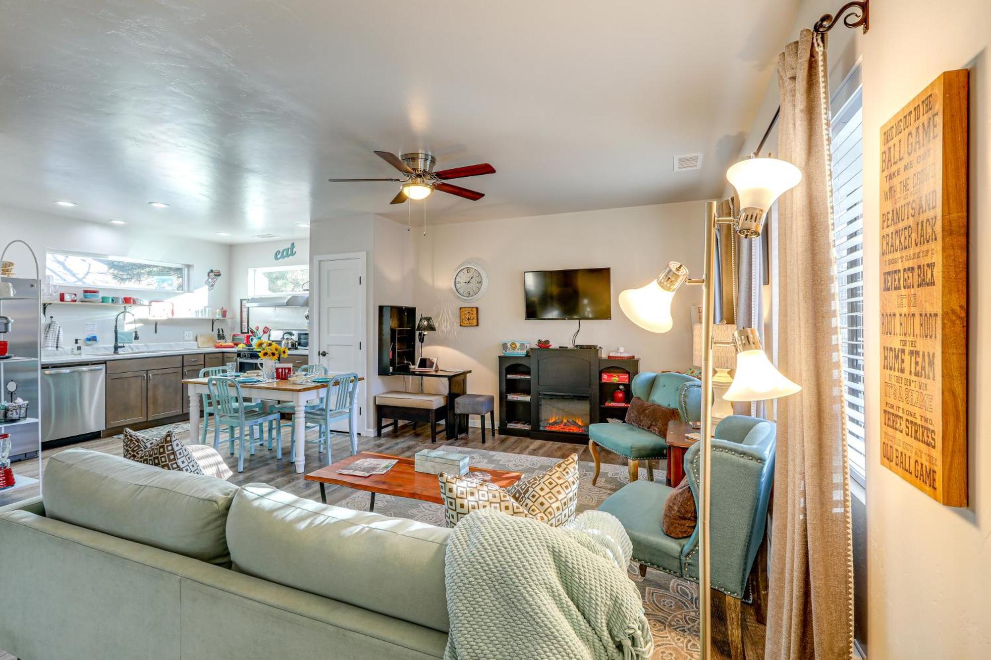 Ski Snow Bowl And Hike Cozy Flagstaff Cottage! 외부 사진